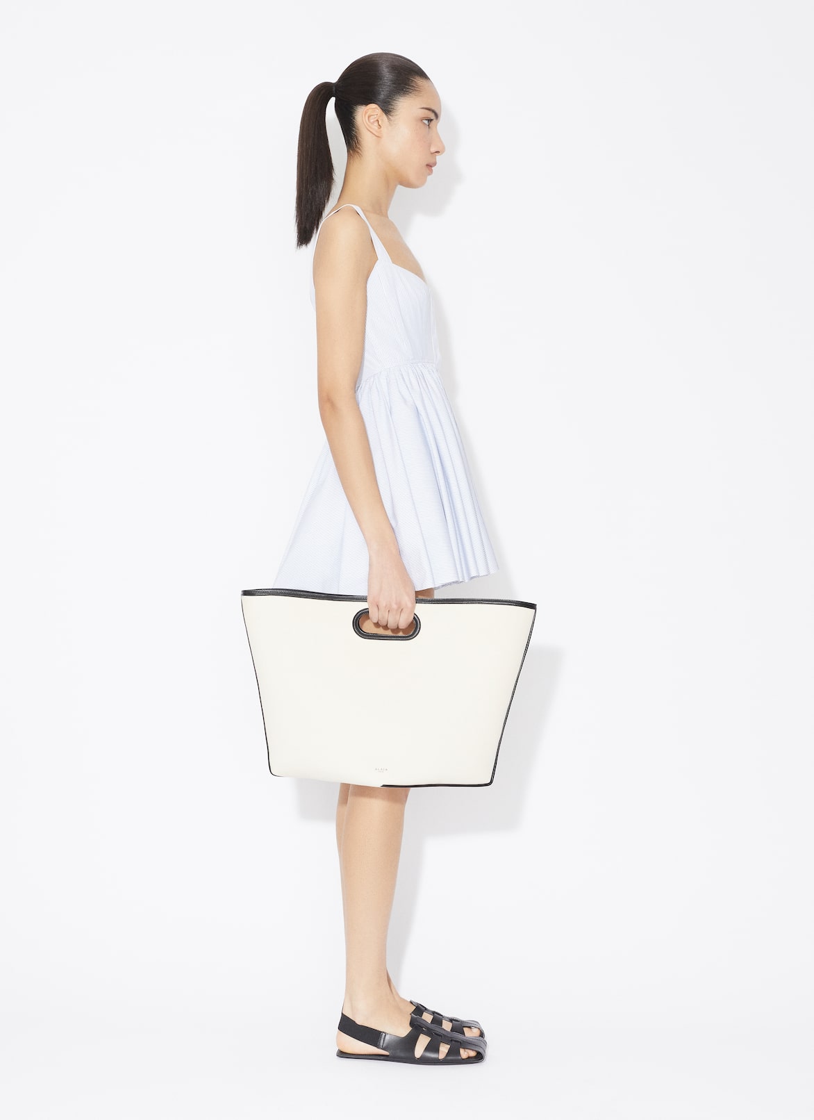 SKATER DRESS IN STRIPED COTTON POPLIN ALAÏA WHITE/BLUE SKATER DRESS IN STRIPED COTTON POPLIN